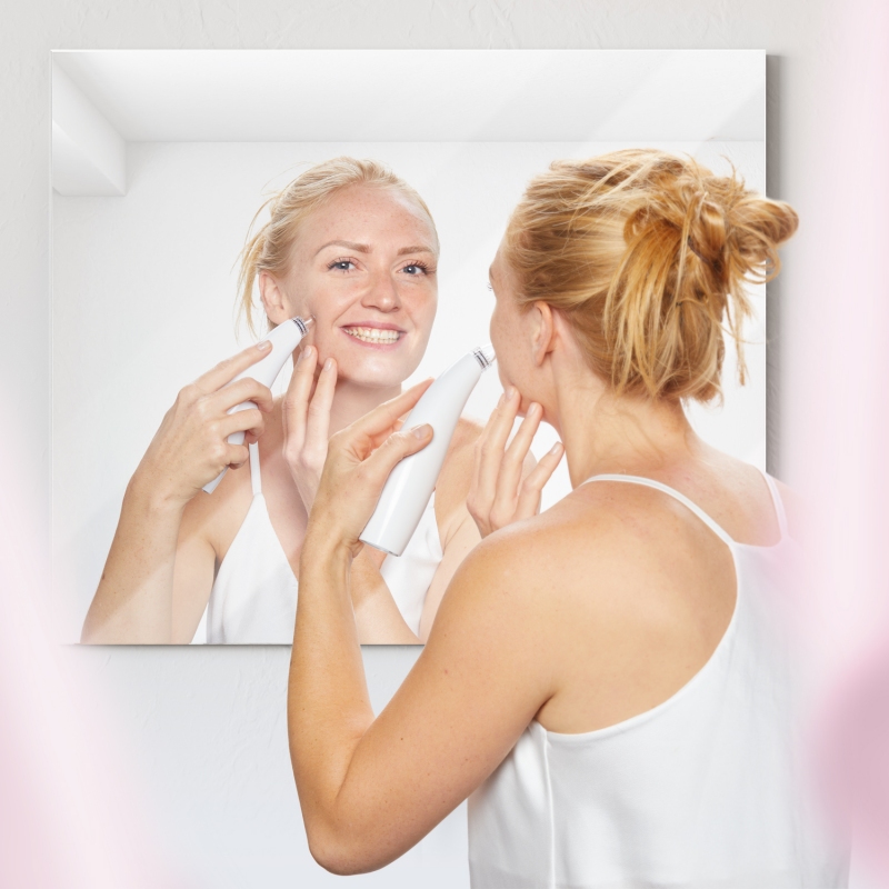 Naprava za odstranjevanje ogrcev in čiščenje obraza Lanaform Limpia