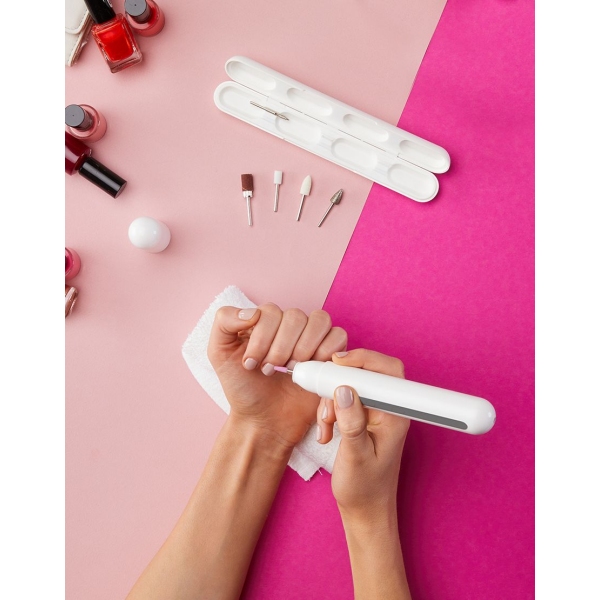 Pripomoček za manikuro in pedikuro Lanaform Nail Pen